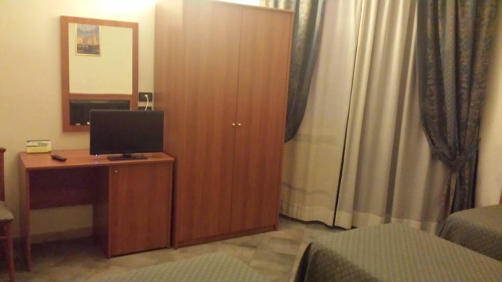 Adelphi Room & Breakfast Ferrara Exteriér fotografie