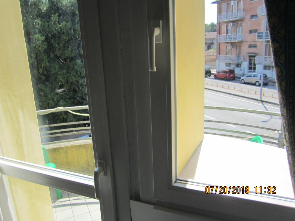 Adelphi Room & Breakfast Ferrara Exteriér fotografie